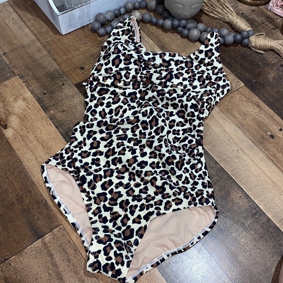 Kona Sol swimsuit leopard NWOT small ruched waist - Picture 2 of 7